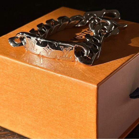 Louis Vuitton Silver Monogram Chain Bracelet - Picture 3 of 6